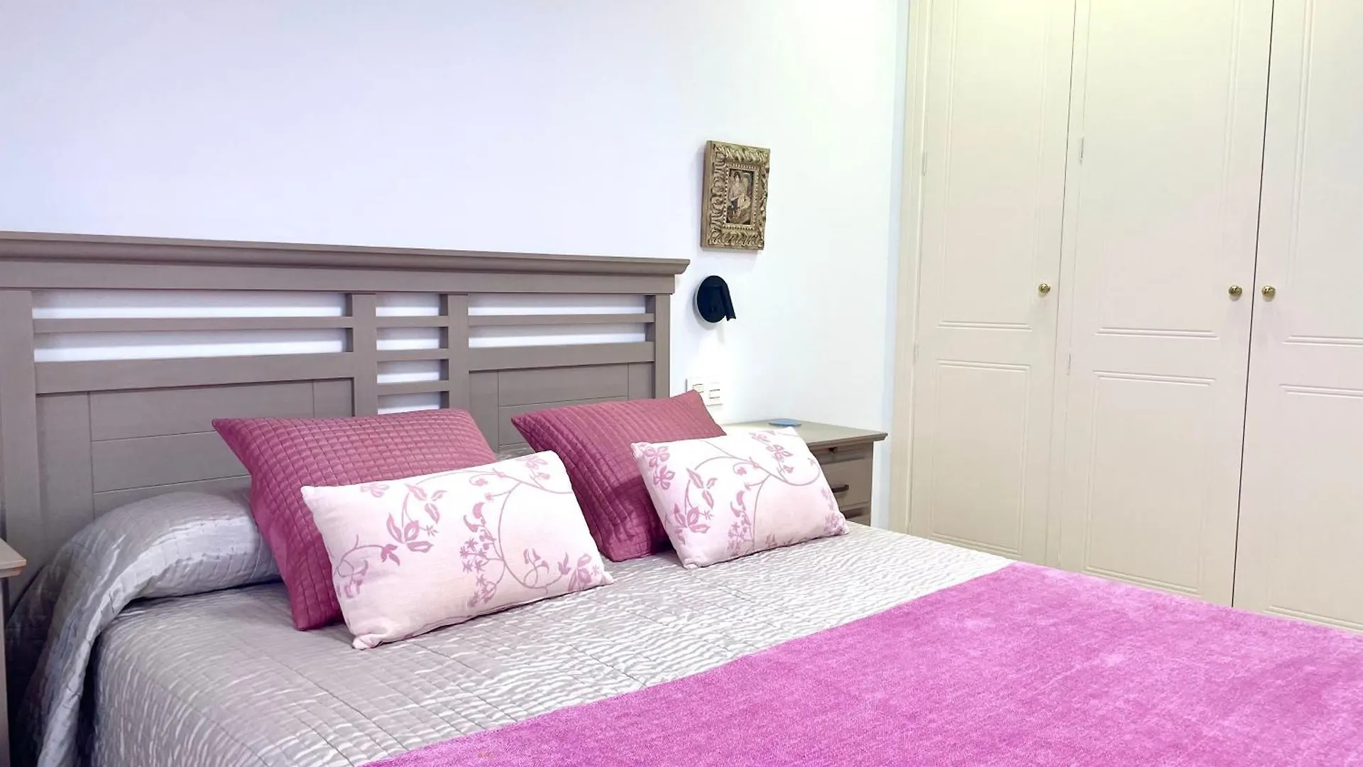 Tu Refugio Perfecto En Malaga Trabaja A Gusto Descansa Mejor
